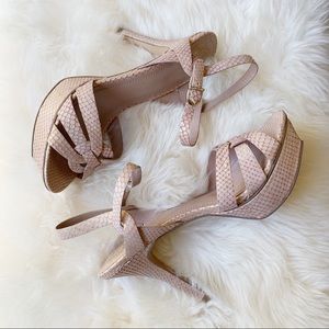 NWOB Vince Camuto ‘Toleo’ heels
